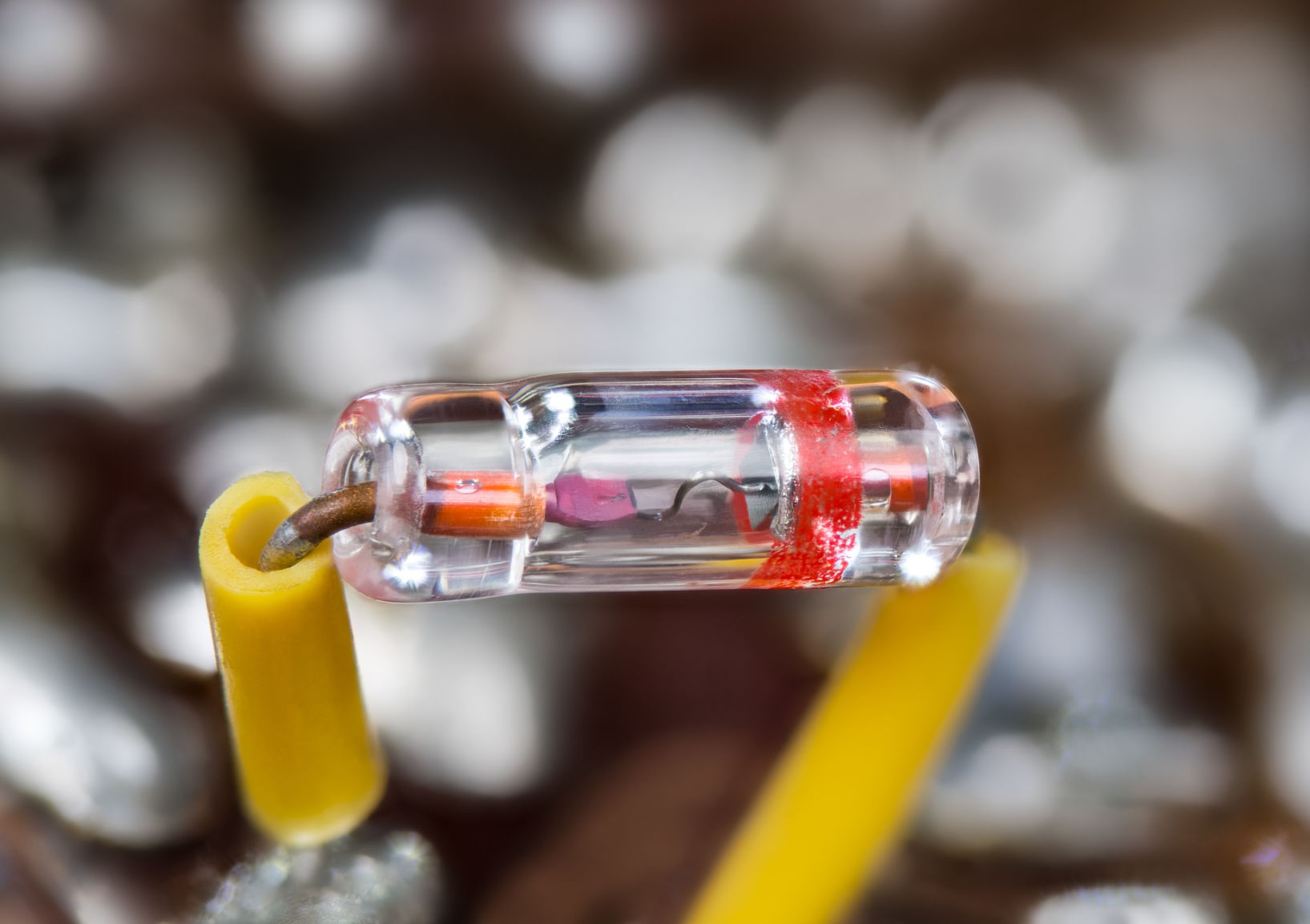 How Does a Diode Work Unraveling the Heart of Electronic Control